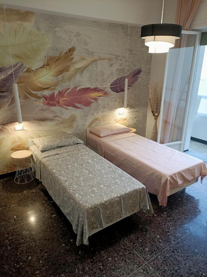 Апартаменты Casa Di Noemi - Seafront With Parking Савона Экстерьер фото